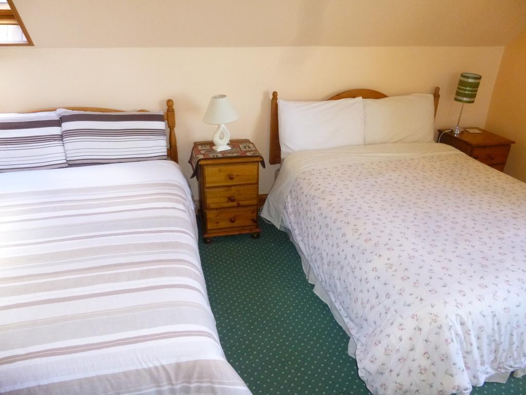 Ferryview B&B V23 X577 Кэрсивин Номер фото